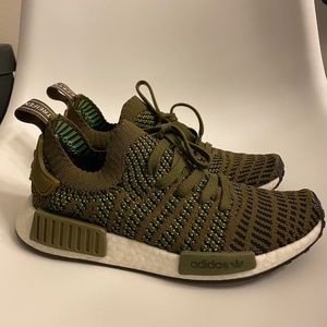 navy green nmd